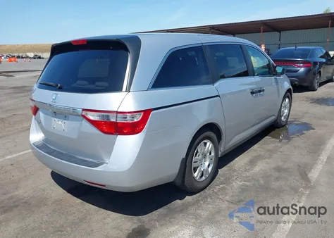 2013 Honda Odyssey Lx z USA, uszkodzony, nr VIN 5FNRL5H20DB062846